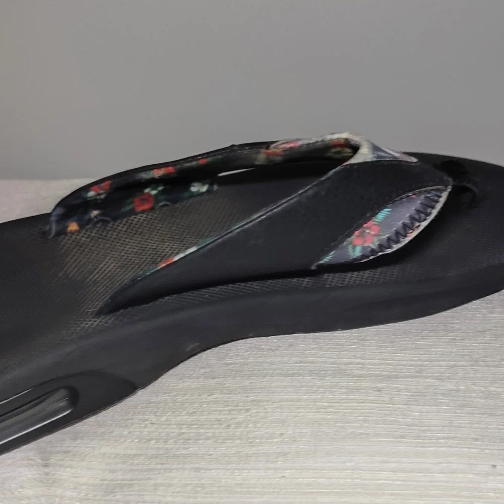Vintage Reef Men's Fanning Thong Flip Flop Bottle Opener Sandals Floral 12?‎ 04